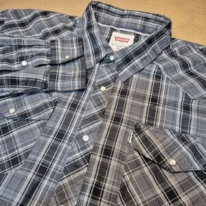 Levi's Men's Black and Gray Checkered Button Down Shirt 2627/380